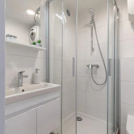Ivan Apartman