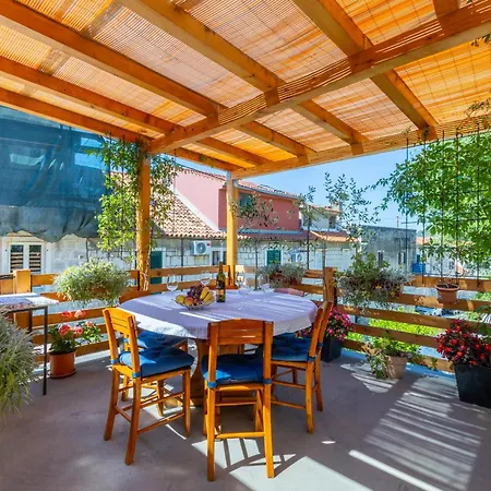 Ivan Apartman Split